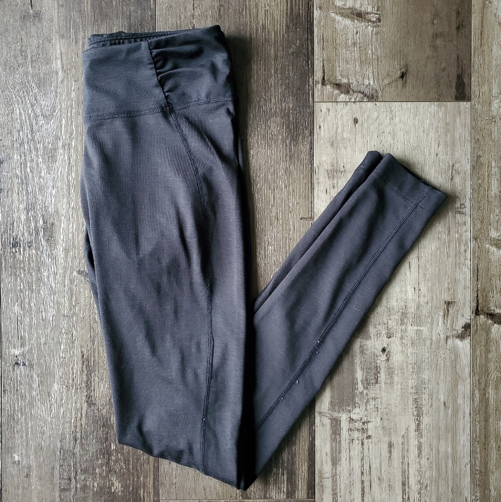Mountain hardwear leggings